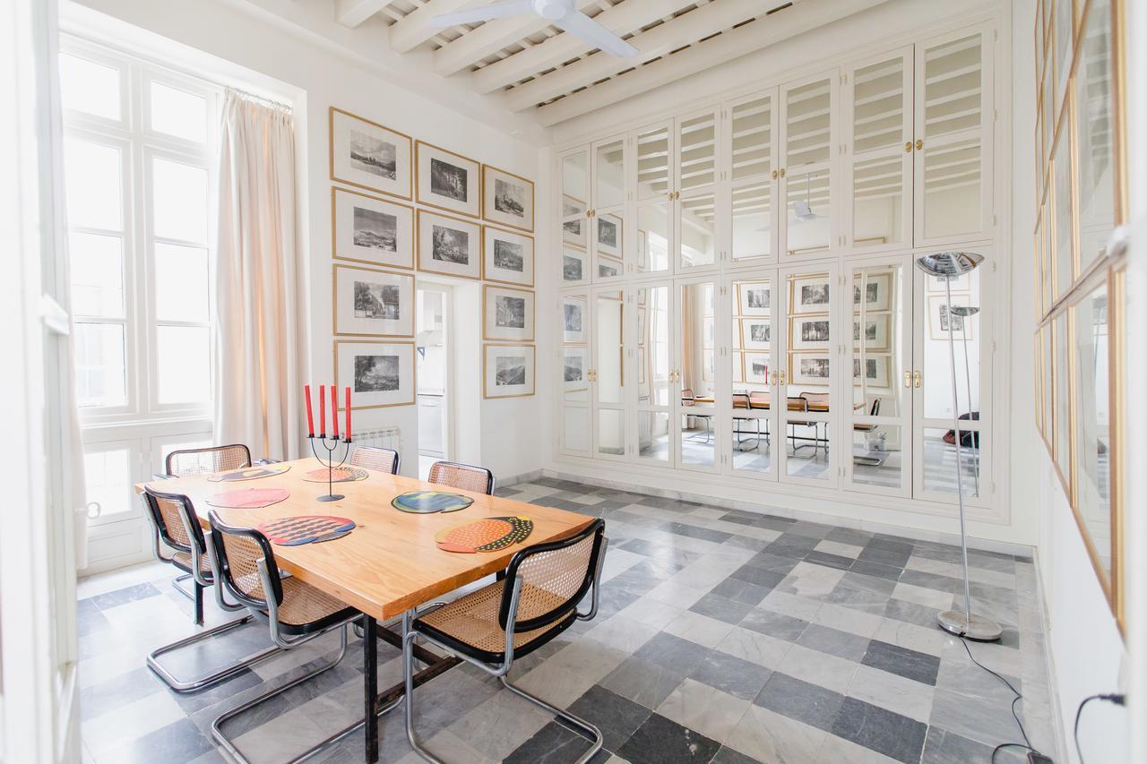 Apartamentos La Botanica, Cádiz Eksteriør bilde